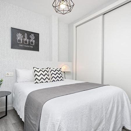 Iloftmalaga Martires Apartment Luaran gambar