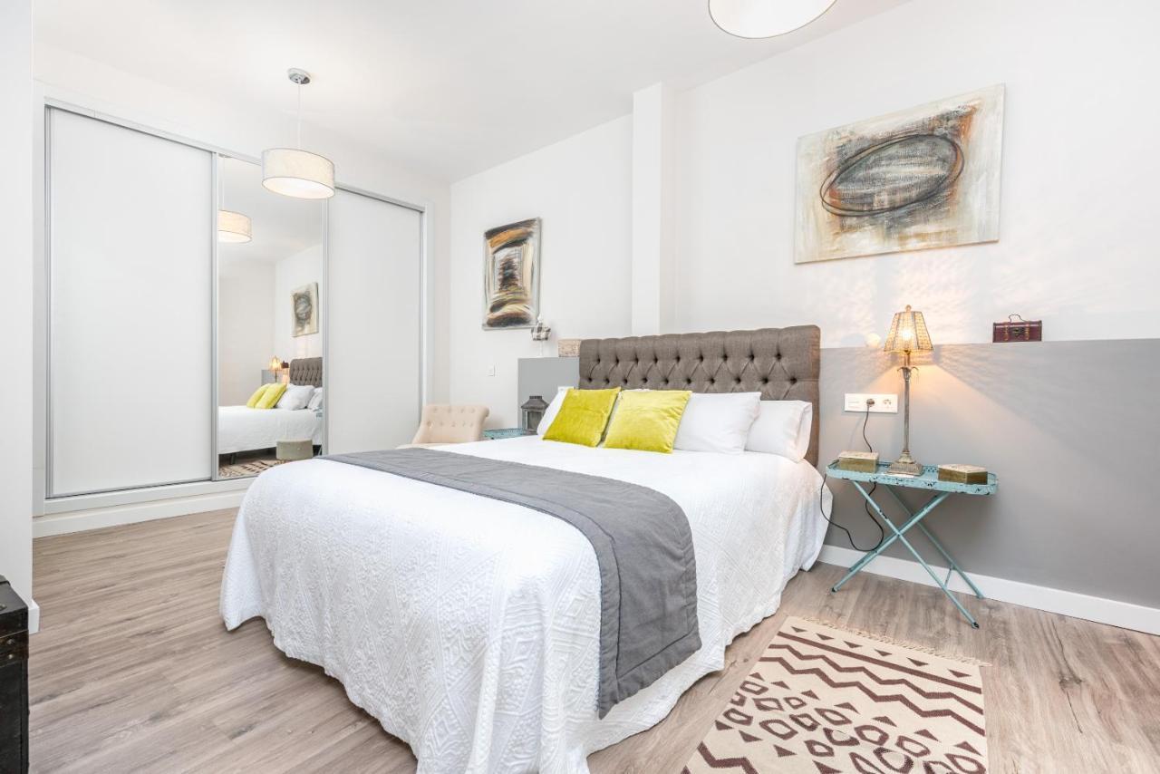 Iloftmalaga Martires Apartment Luaran gambar