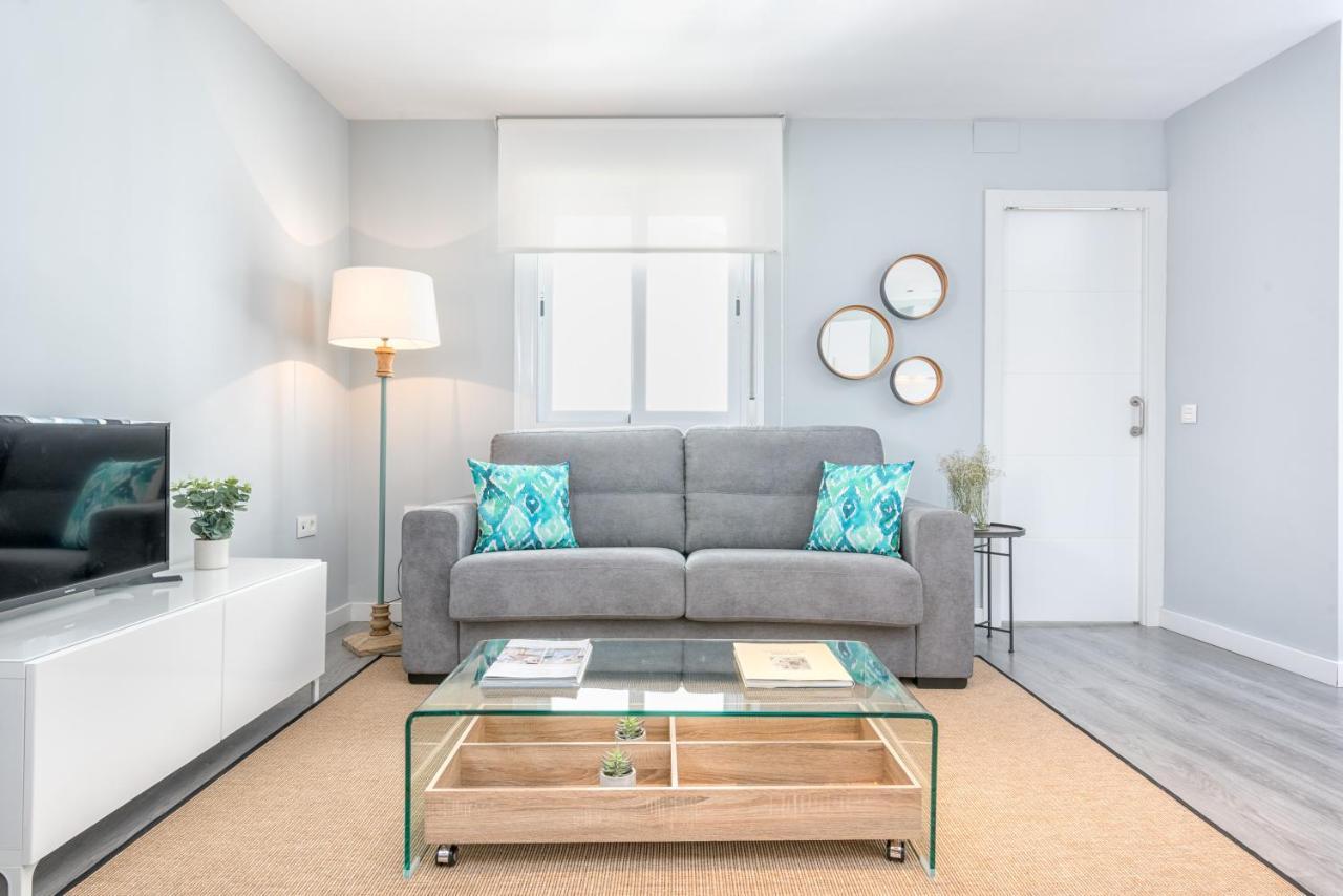 Iloftmalaga Martires Apartment Luaran gambar